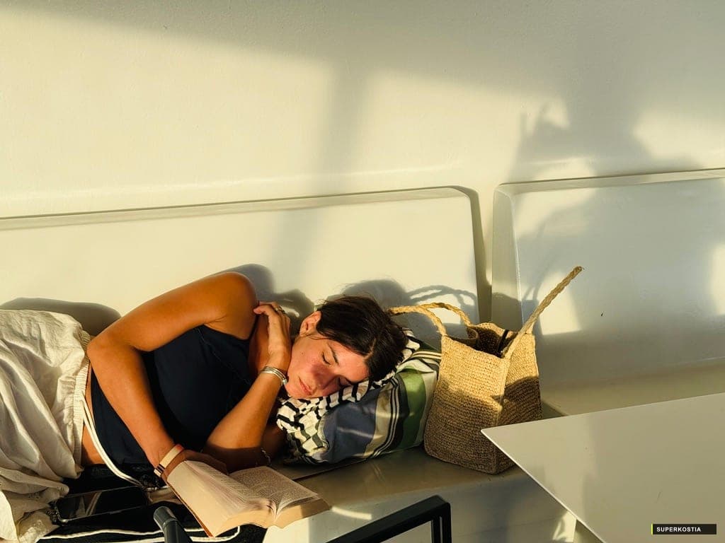 Sieste Ferry Livre Soleil