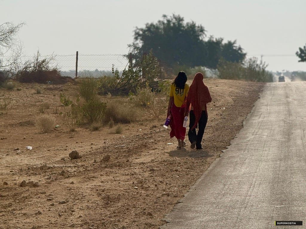 Rajasthan Femmes Route Desert